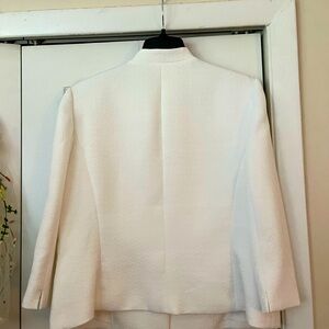 Elegant White Women's Jacket